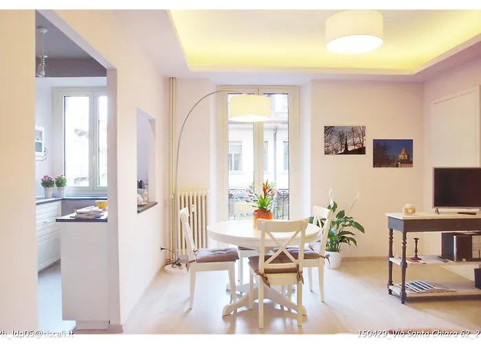 Santa Chiara Apartment